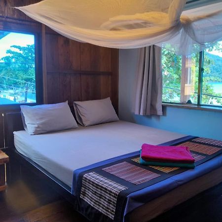Bong'S Guesthouse M'Pai Bay Koh Rong Sanloem Εξωτερικό φωτογραφία