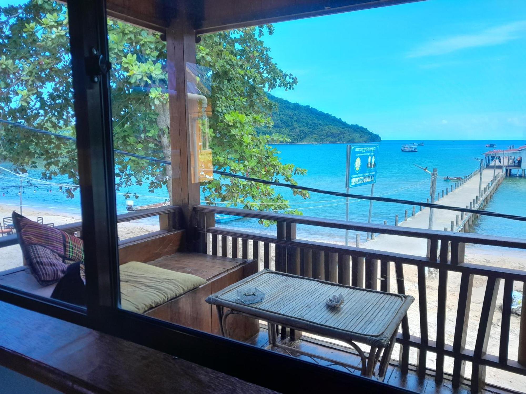 Bong'S Guesthouse M'Pai Bay Koh Rong Sanloem Εξωτερικό φωτογραφία